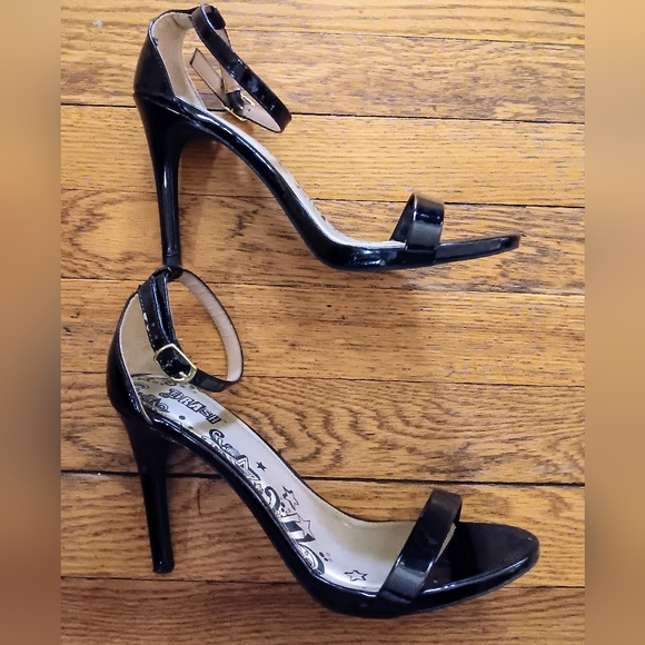 Brash Entertainment Strappy Stilettos~Size 8 - Picture 2 of 7